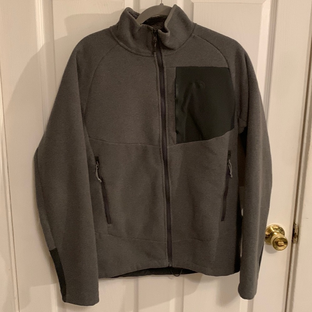 The North Face Plush Fleece Long Sleeve Jacket